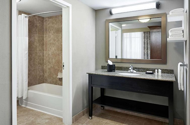 Hampton Inn & Suites Mt. Prospect
