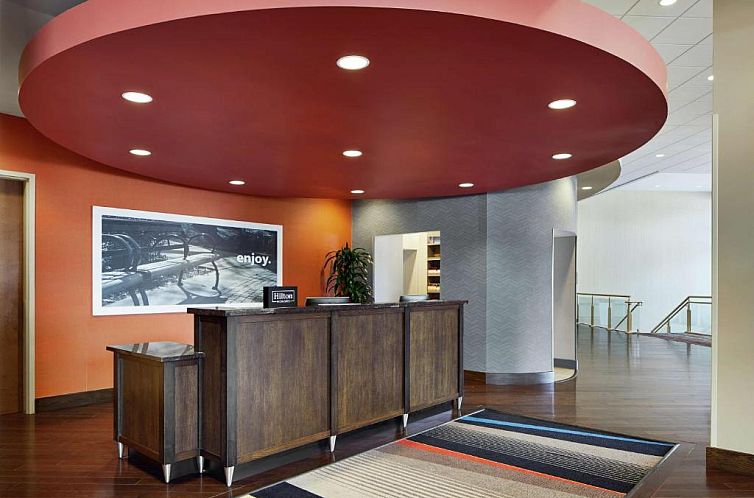 Hampton Inn & Suites Mt. Prospect
