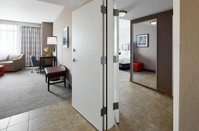 Hampton Inn & Suites Mt. Prospect