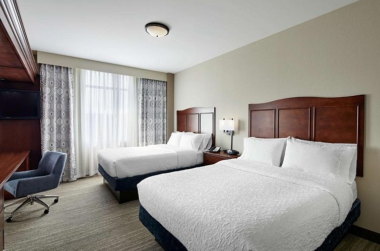 Hampton Inn & Suites Mt. Prospect