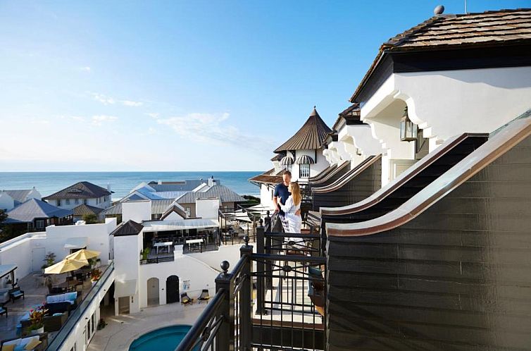 The Pearl Hotel