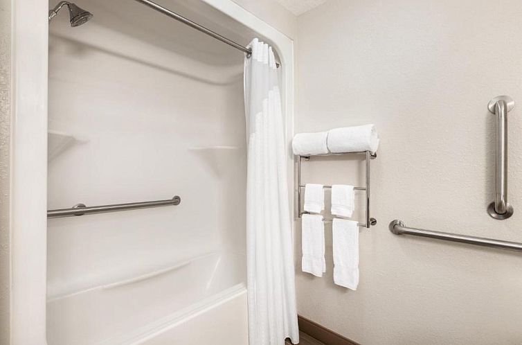 Holiday Inn Express Hotel & Suites Pembroke Pines Sheridan S