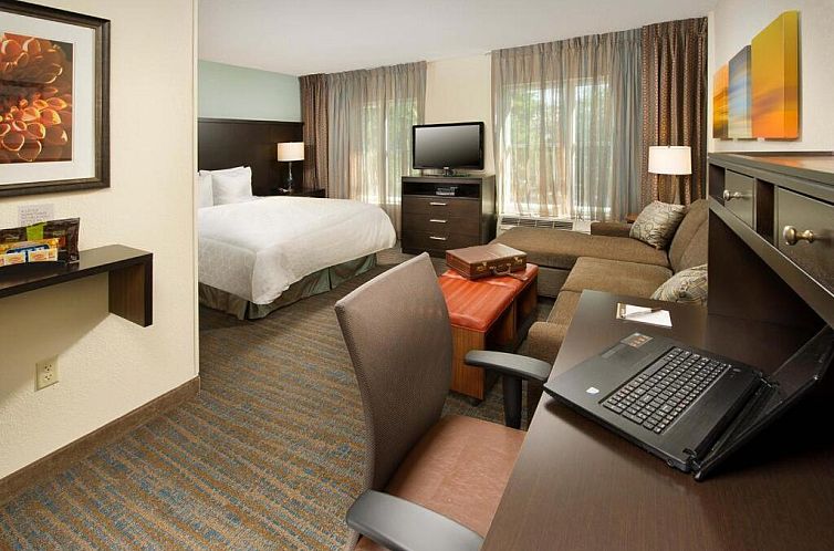 Staybridge Suites Glenview, an IHG Hotel