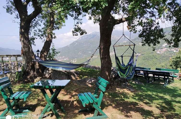 Vakantiehuis "Hrabri Vuk" mit Garten und Terrasse