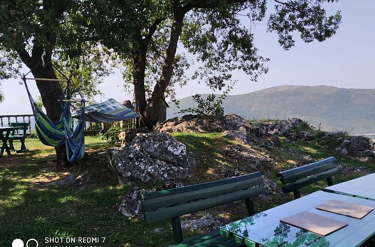 Vakantiehuis "Hrabri Vuk" mit Garten und Terrasse