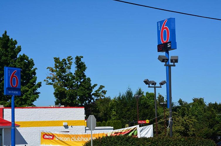 Motel 6-Chicopee, MA - Springfield