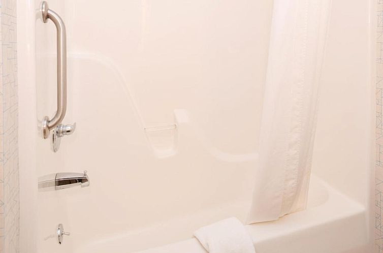 Holiday Inn Express Hotel & Suites Urbana-Champaign-U of I A