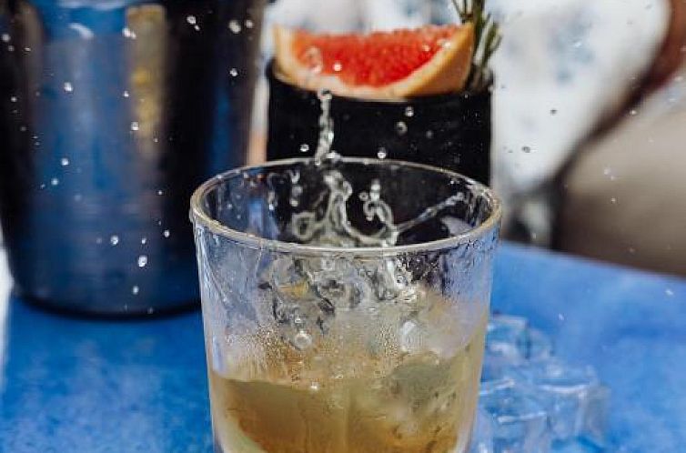 Roomers Baden-Baden, Autograph Collection