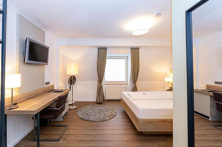 Hotel Königshof Bed and Breakfast