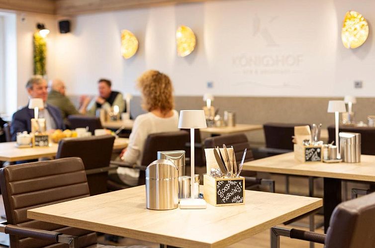 Hotel Königshof Bed and Breakfast