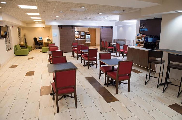 Holiday Inn Express Hotel & Suites Elkhart-South, an IHG Hot