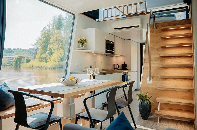 Vakantiehuis Floating Home-Hausboot in Merzig liegend