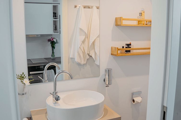 Vakantiehuis Floating Home-Hausboot in Merzig liegend