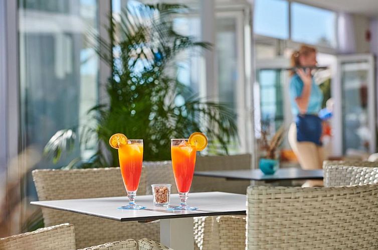 Grupotel Acapulco Playa - Adults Only
