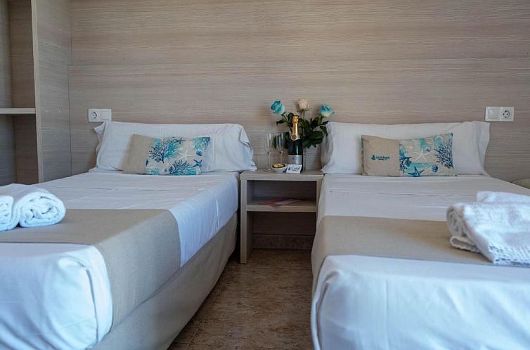 Coral beach house & food