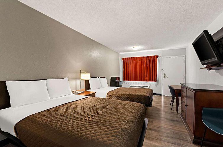 Motel 6-Brooklawn, NJ - Philadelphia