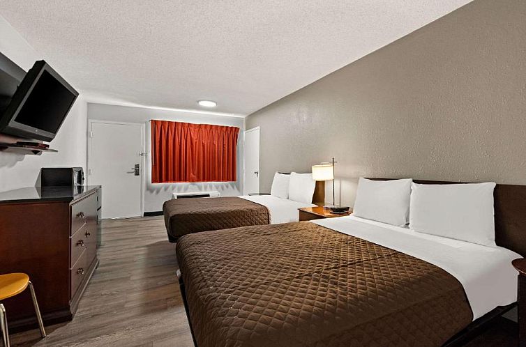 Motel 6-Brooklawn, NJ - Philadelphia