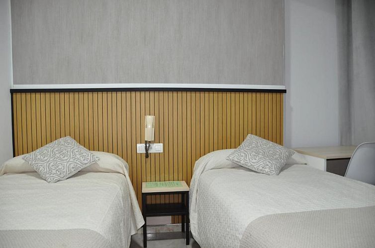 Hostal Ramón y Cajal