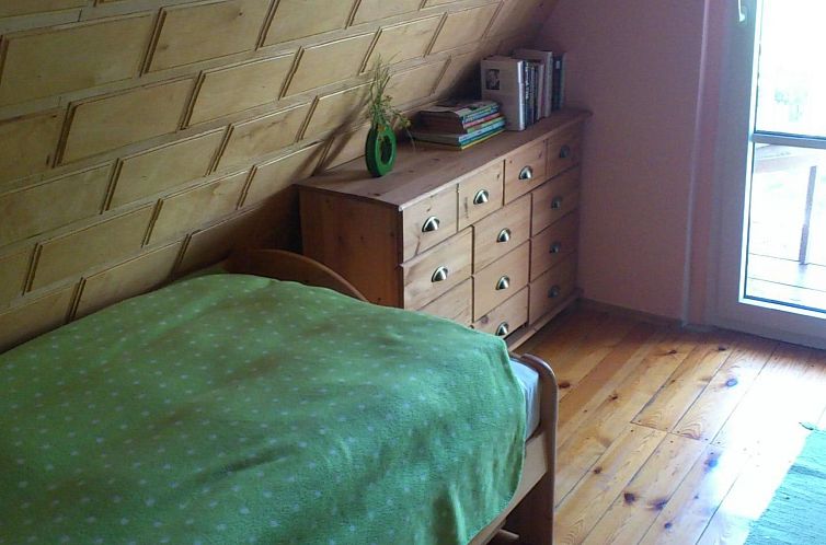 Vakantiehuis in ruhiger Lage am Waldrand mit Terrasse und gr