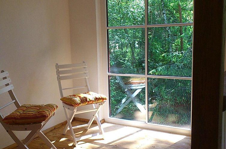 Vakantiehuis in ruhiger Lage am Waldrand mit Terrasse und gr