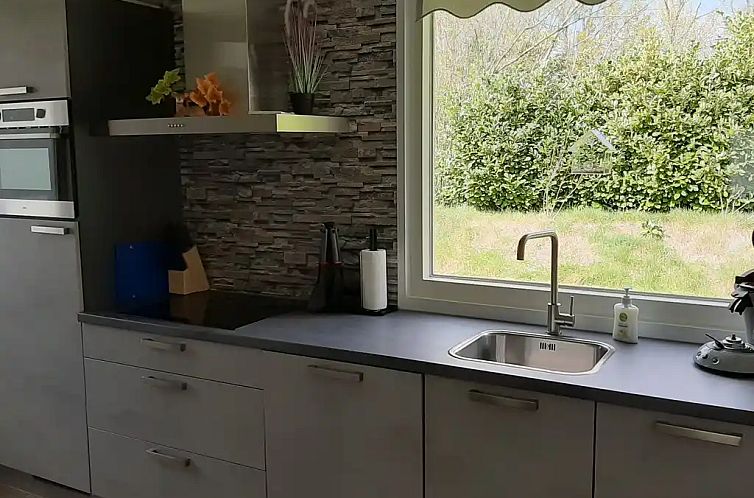 Luxe Bungalow Bosrust
