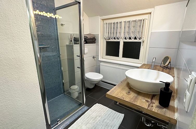 Appartement Neu im Angebot: Wohnung für vier Personen