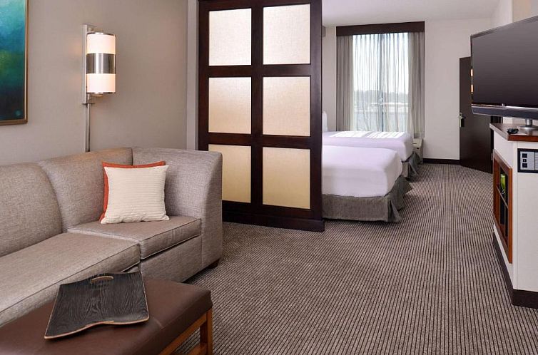 Hyatt Place Garden City
