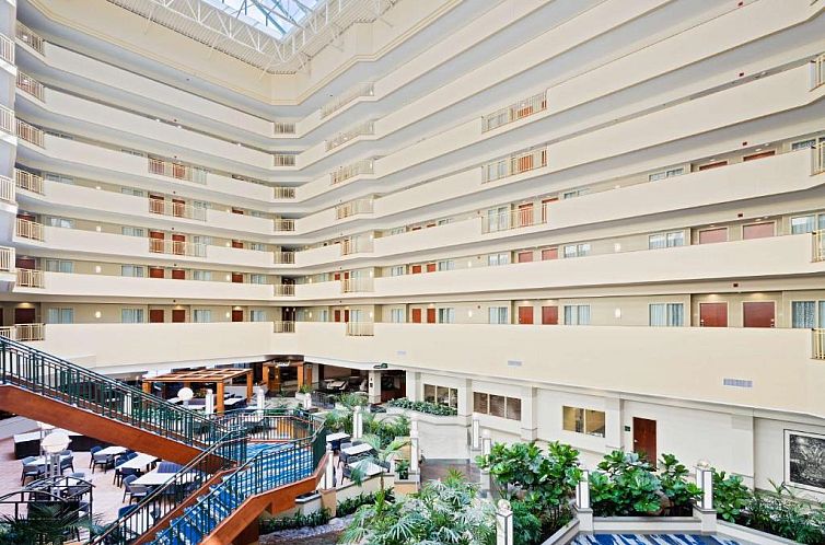 Embassy Suites Tampa - USF / Busch Gardens