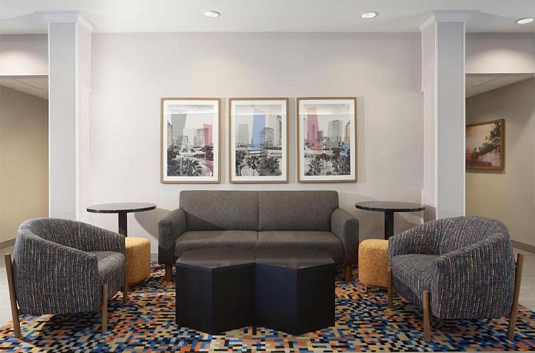 Hampton Inn & Suites Tampa-North