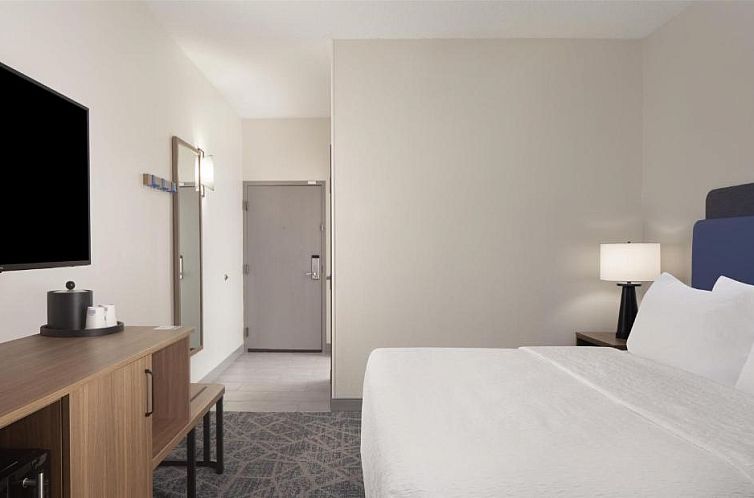 Hampton Inn & Suites Tampa-North