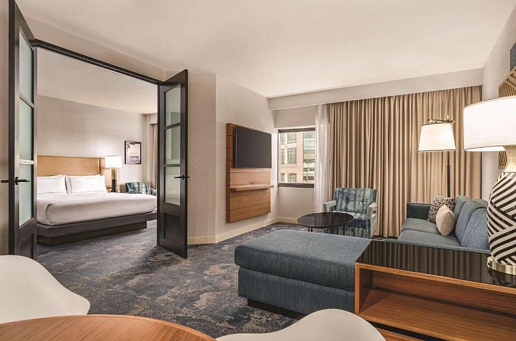 DoubleTree by Hilton Tampa Rocky Point Waterfront