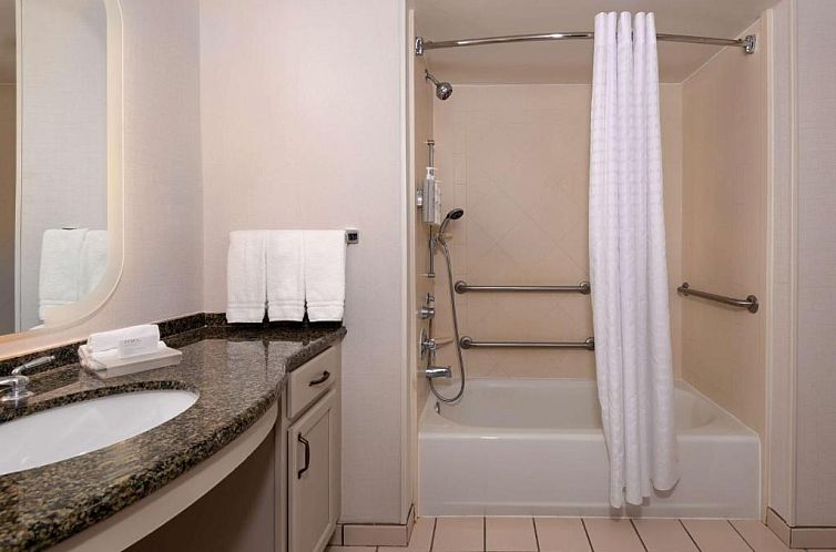 Homewood Suites by Hilton Tampa Airport - Westshore
