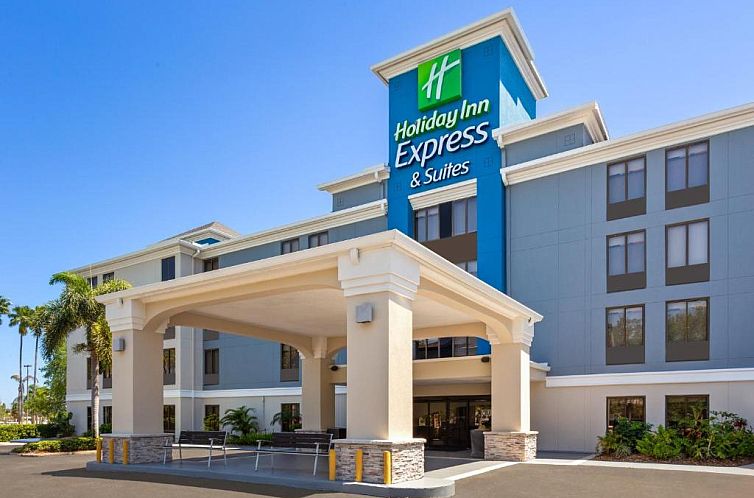 Guest house 2025426 - Apartment Florida - Holiday Inn Express Hotel & Suites Tampa-Rocky Point Island,