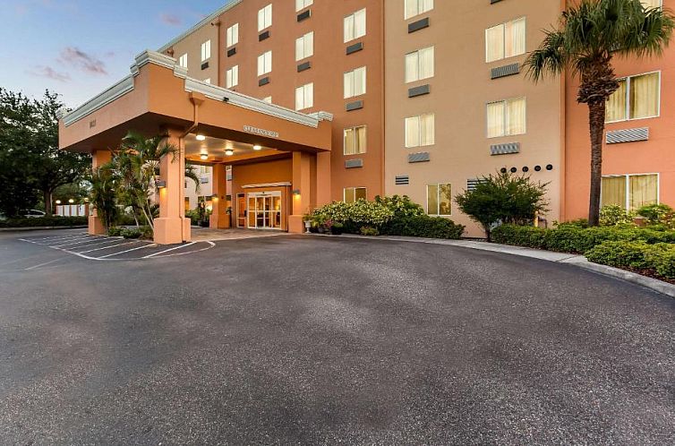Comfort Suites Tampa Airport North