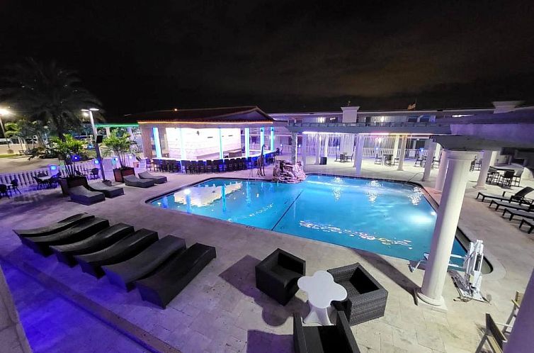 Clarion Inn and Conference Center Tampa-Brandon