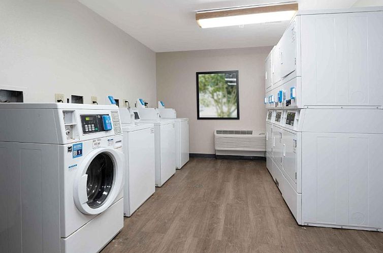 Extended Stay America Suites - Tampa - Airport - N Westshore