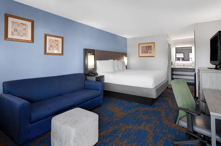 Hotel South Tampa & Suites