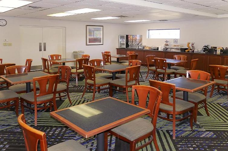 Hotel South Tampa & Suites