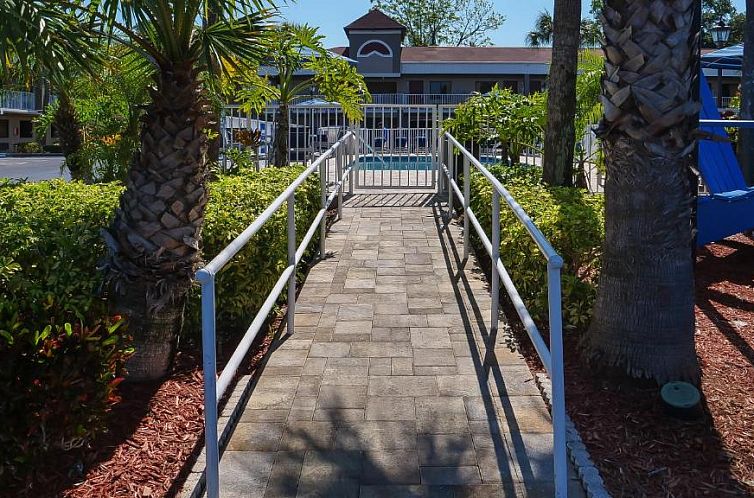 Hotel South Tampa & Suites