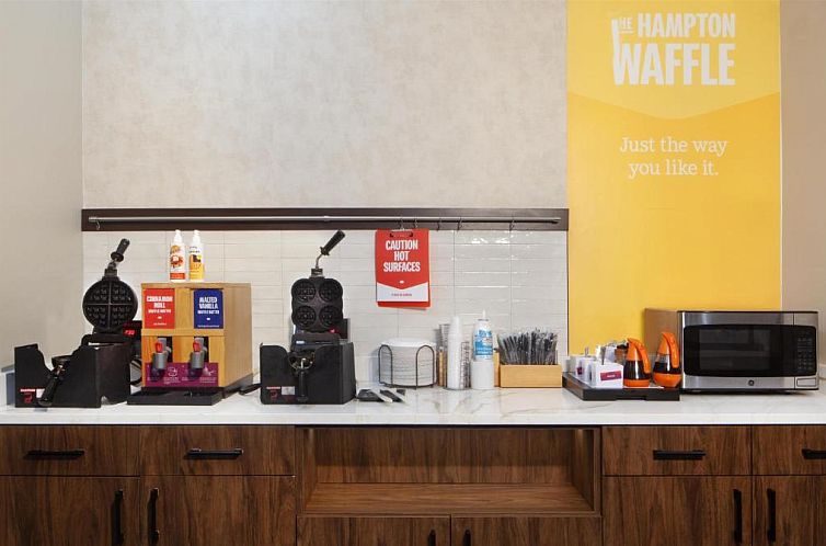 Comfort Suites Tampa Fairgrounds - Casino