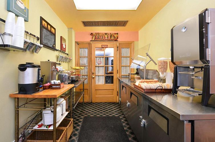 Americas Best Value Inn Mayflower