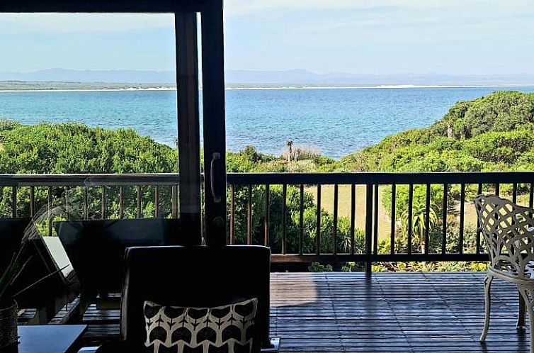 Shaloha Guesthouse on Supertubes