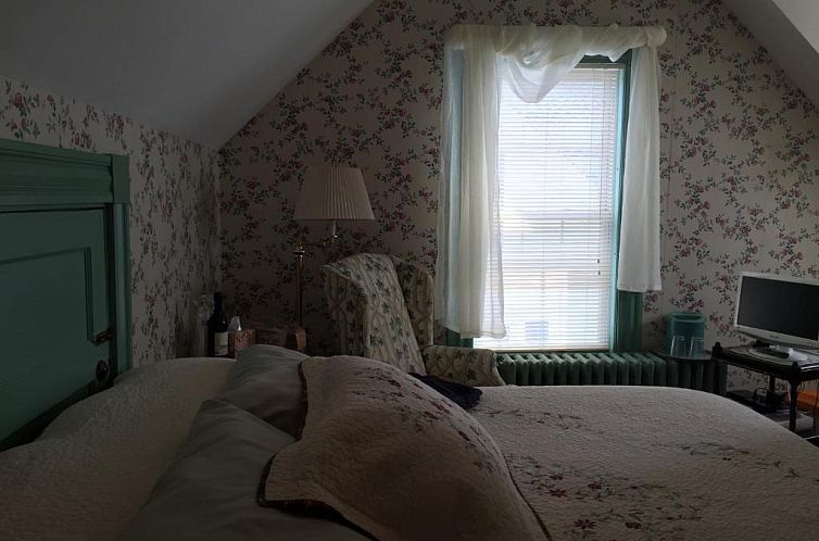 Harborview Inn