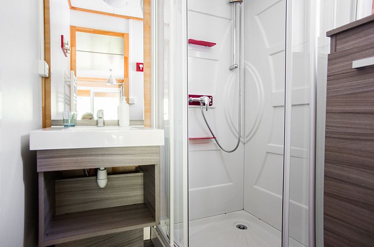 Chalet confort (uitzicht op de beek)