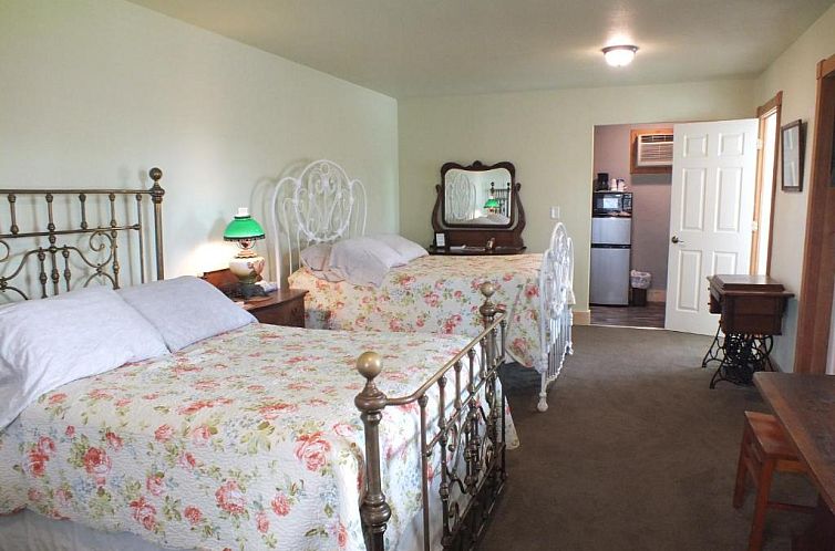 Scarborough Inn