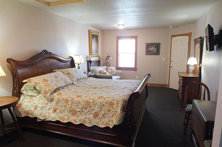 Scarborough Inn