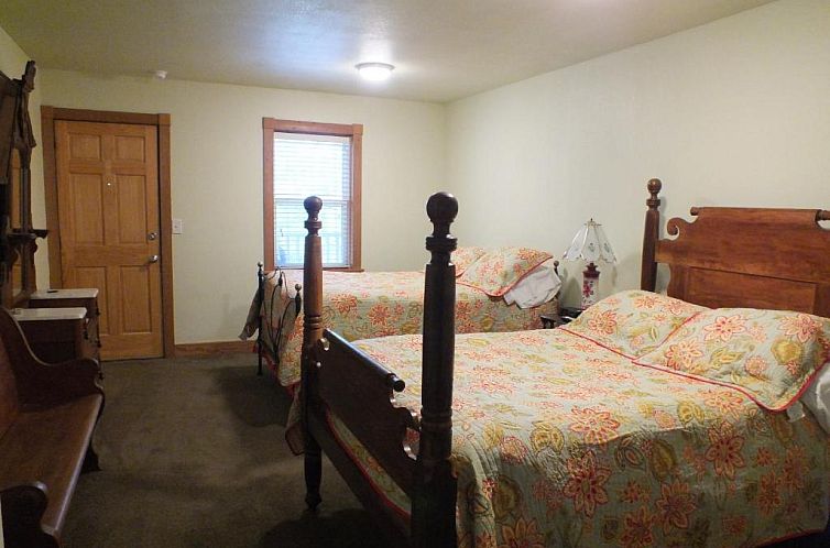 Scarborough Inn