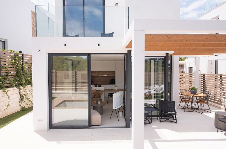Geschakelde woning in Cala Tarida