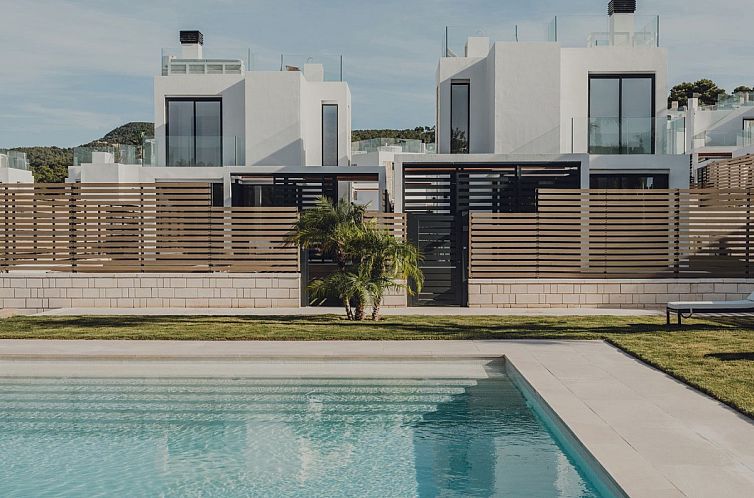 Geschakelde woning in Cala Tarida