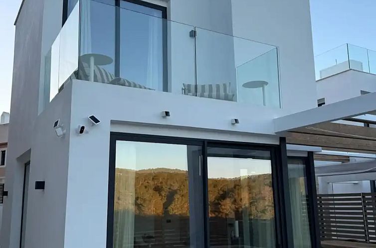Guest house 2050407 - Holiday property Ibiza - Luxe 3BR villa met privé zwembad